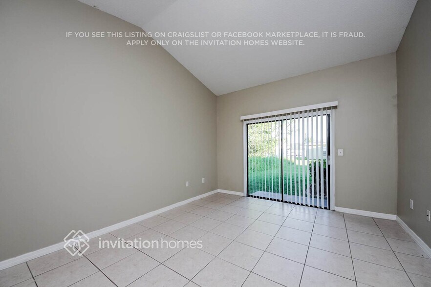 Building Photo - 138 Barrington Dr