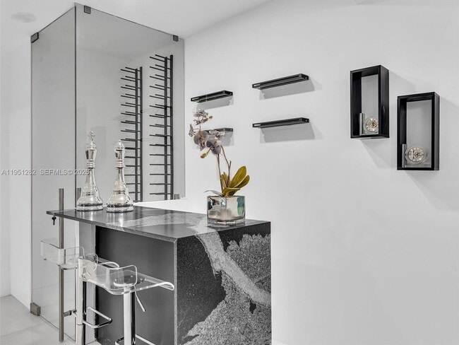 Building Photo - 3010 Alton Rd