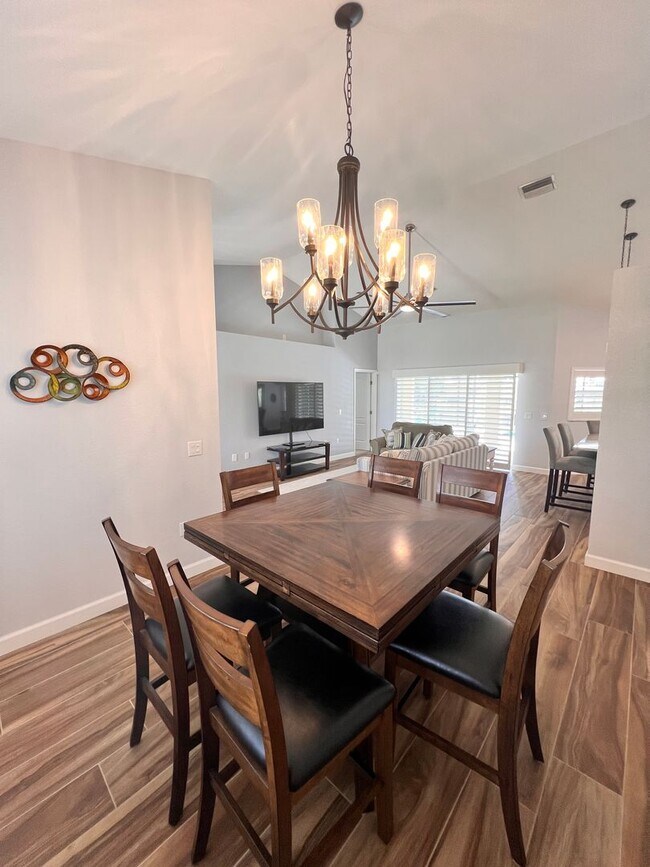 Building Photo - Waterfront Paradise in Punta Gorda Isles –...