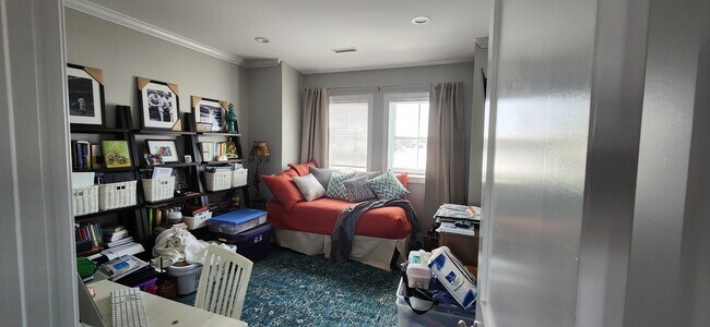 Building Photo - 4 Armonk St