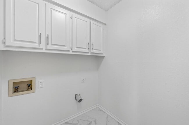 Building Photo - 4011 St Christopher Ln