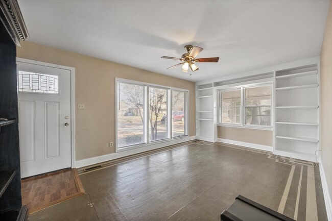 Building Photo - 1202 Fern St