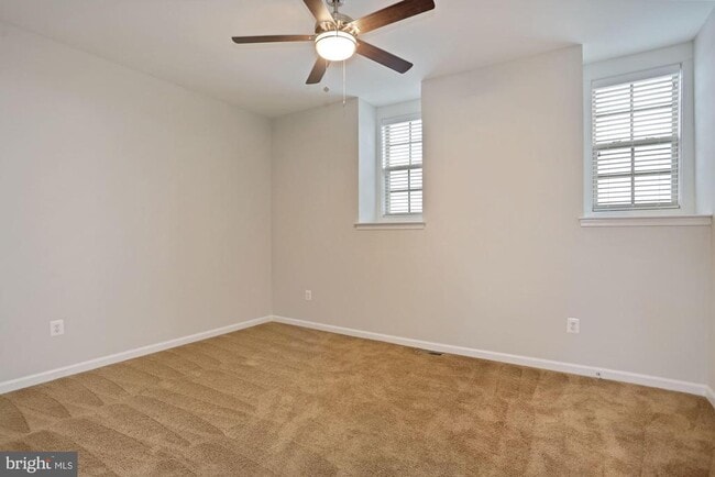 Building Photo - 603 Overlook Park Dr