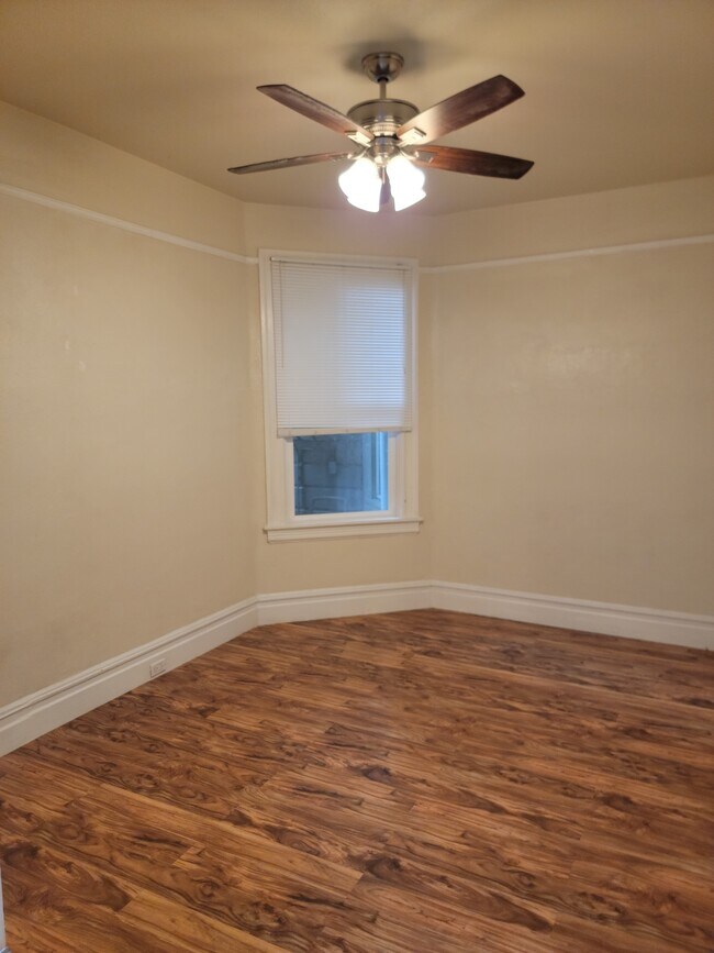 BEDROOM FACING BACK OF BUILDING - 3394 24th St