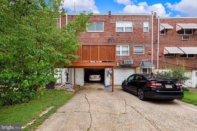 Building Photo - 5432 Vicaris St