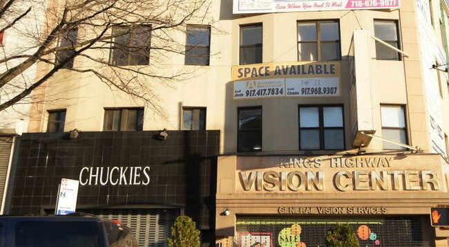 Building Photo - 1745 E 12th St