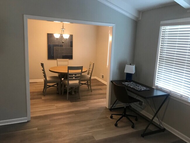 Building Photo - 305 Red Bird Way