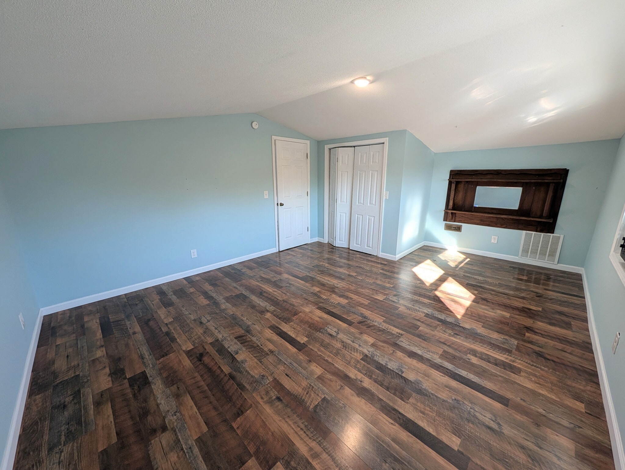 Building Photo - 1232 Grant Pl