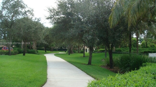 Building Photo - 4152 Pine Ridge Ln