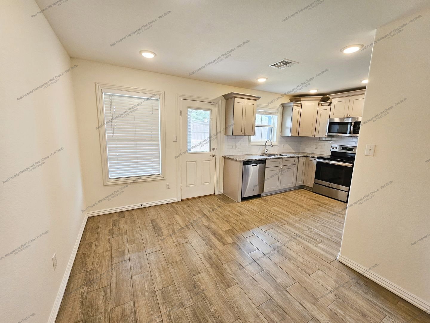 Building Photo - 6614 Leightyn Ln