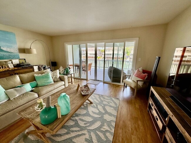 Building Photo - 3/2.5/2 Townhome located in Kuapa Isle, on...