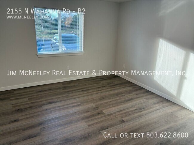 Building Photo - 2155 N Wahanna Rd