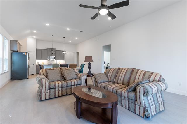 Building Photo - 5200 Woodway Dr