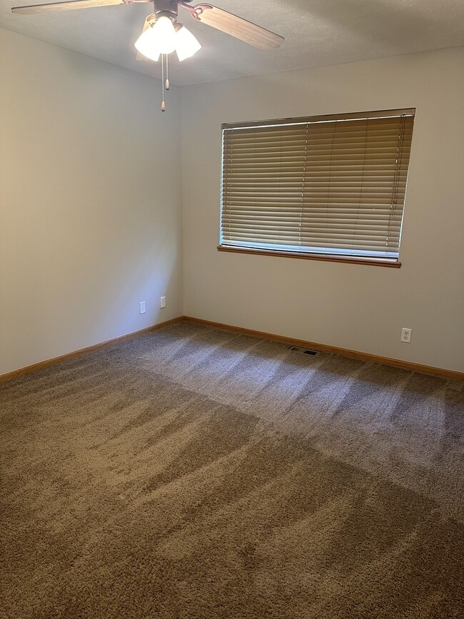 Building Photo - 2021 Sawyer Pl