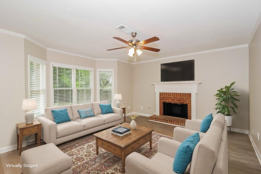 Building Photo - 2969 Kaley Dr NW