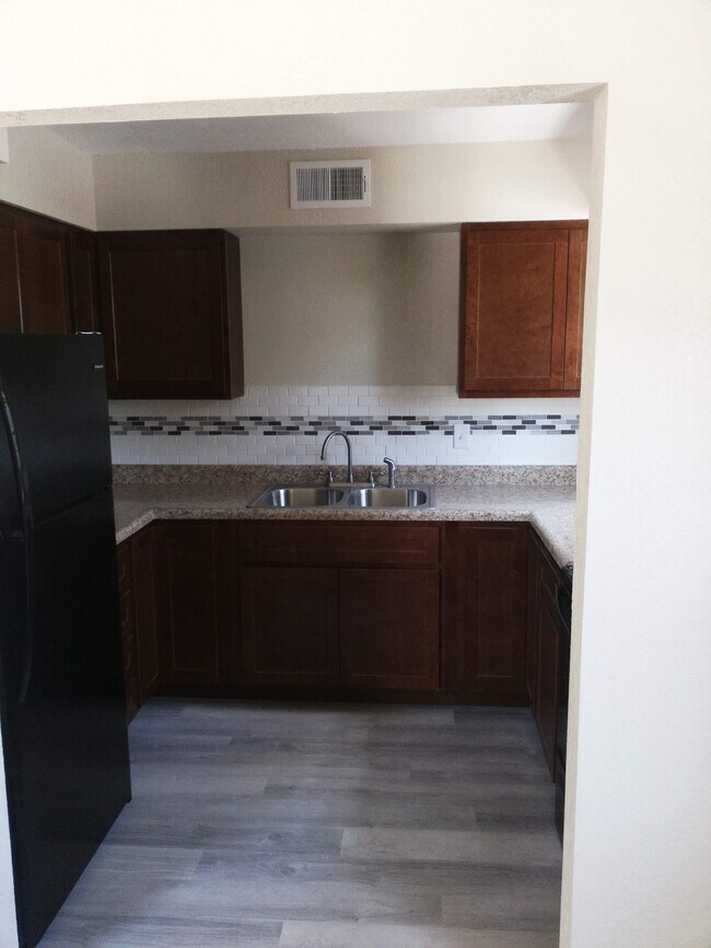 Westmount Apartments 170 Westmount Dr Farmington MO 63640 Apartment Finder