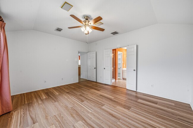 Building Photo - 22327 Albee Dr