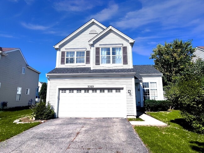 Primary Photo - 2223 Periwinkle Ln