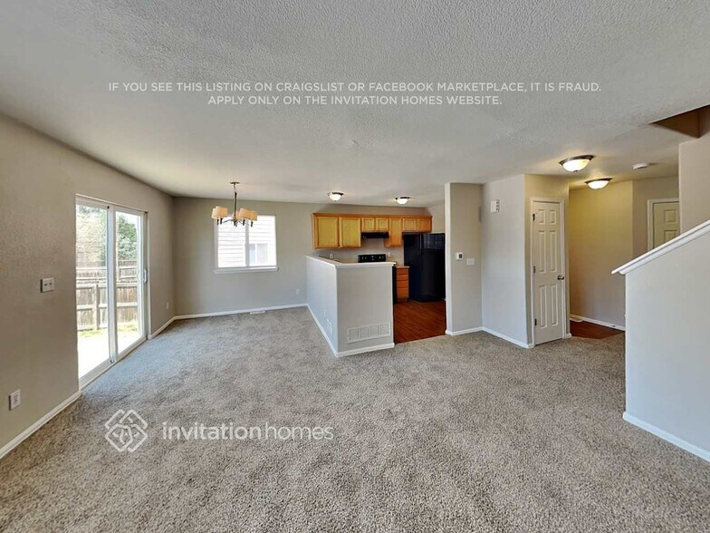 Building Photo - 14378 E 47th Dr