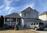 Building Photo - 1353 N 2530 W