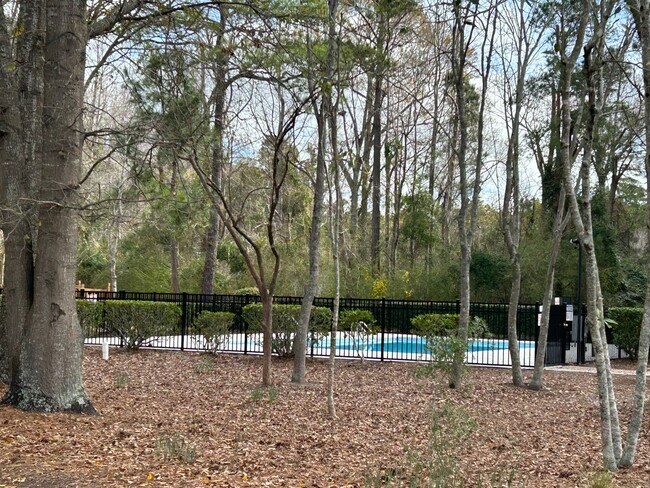 Building Photo - 6-month SUMMER rental within minutes of Wrightsville Beach!