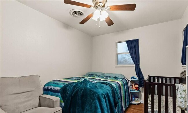 Building Photo - Cute 3-bedroom 2-bathroom house in Cove! HOUSING ACCEPTED!