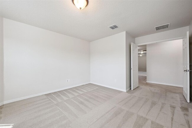 Building Photo - 1310 Oakcrest Ct