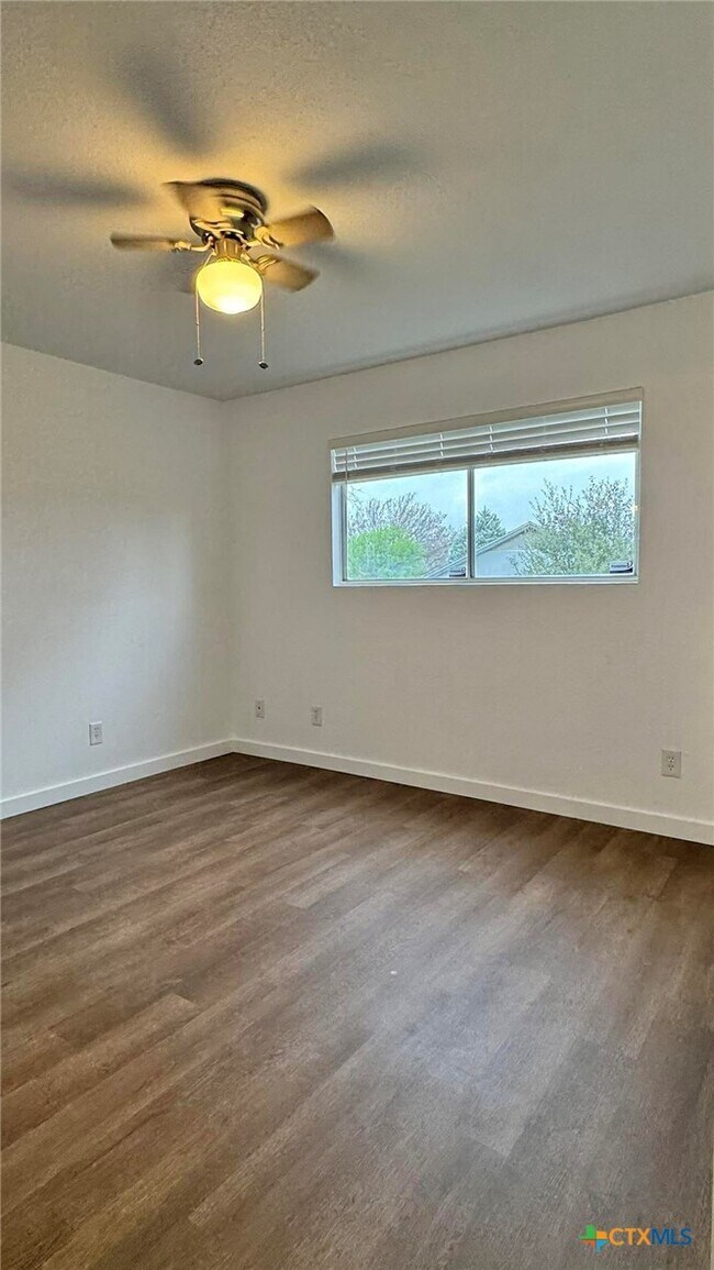 Building Photo - 2207 Purser Dr