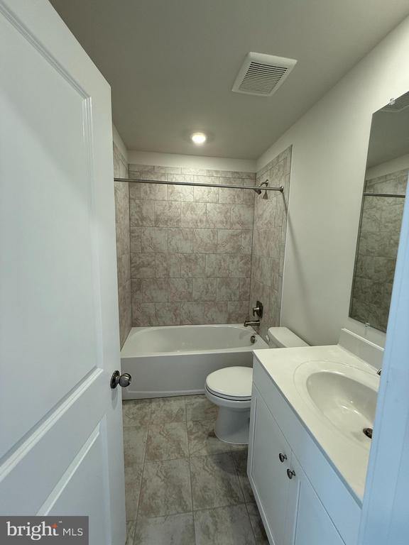 Building Photo - 6839 Winterhill Ln