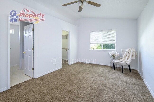 Building Photo - 1923 N Tyra Ave