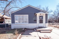 Building Photo - 1928 Santa Fe S
