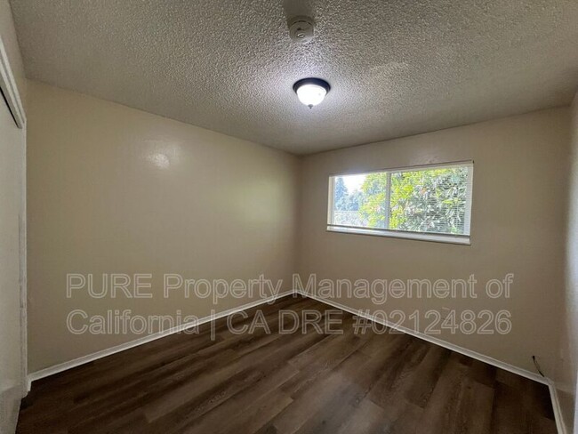 Building Photo - 1240 Eunice Ct