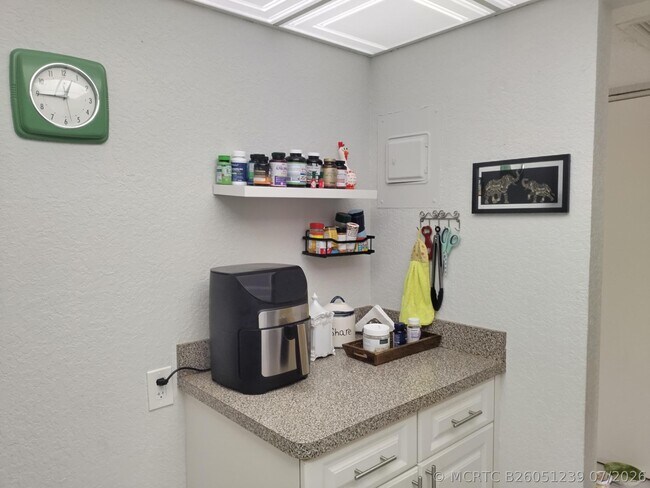 Building Photo - 2101 Atlantic Shores Blvd