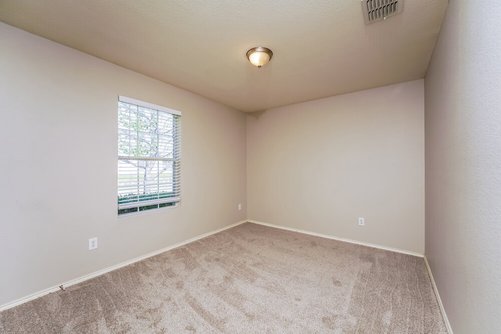 Building Photo - 1209 Lambert Dr