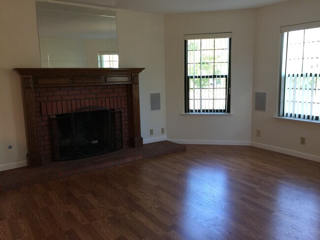 Building Photo - 8347 N 4th St