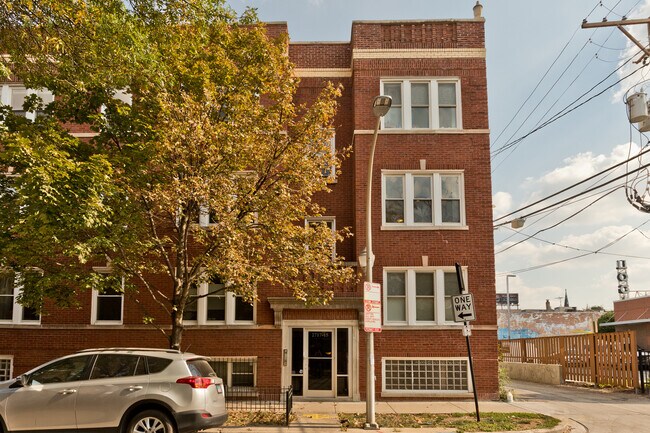Building Photo - 2715 N Sawyer,-2