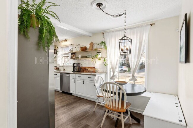 Building Photo - 168 Whitefoord Ave NE