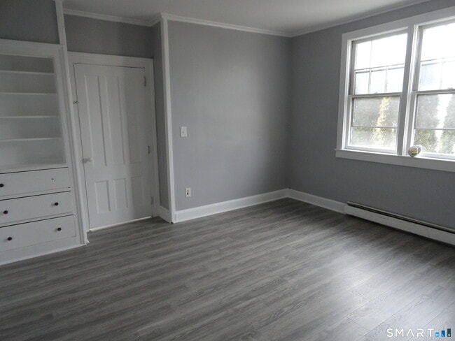 Building Photo - 177 E Pearl St