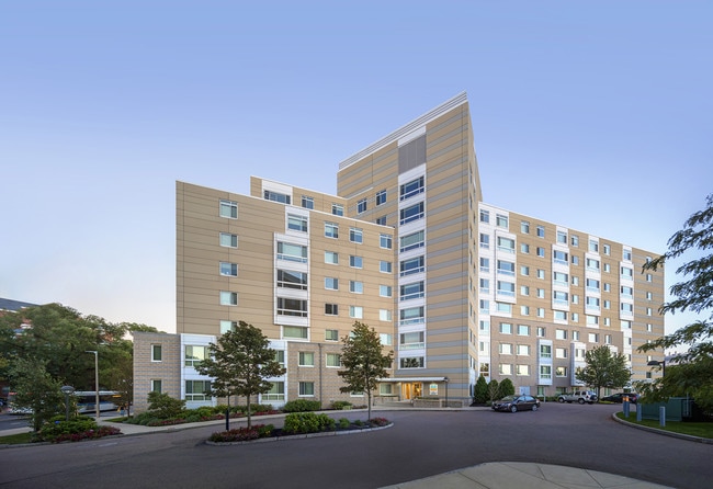 Building Photo - Peninsula Apartments