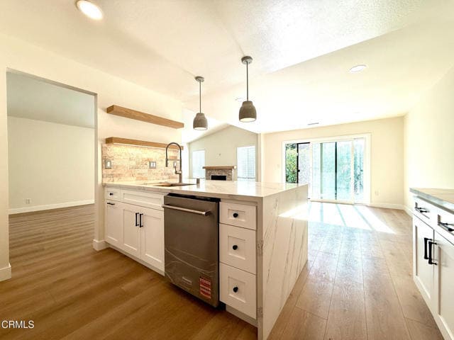 Building Photo - 532 Village Rd