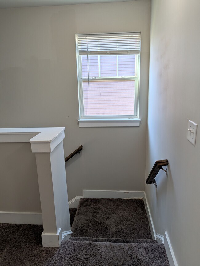 Building Photo - 222 Keaton Ct