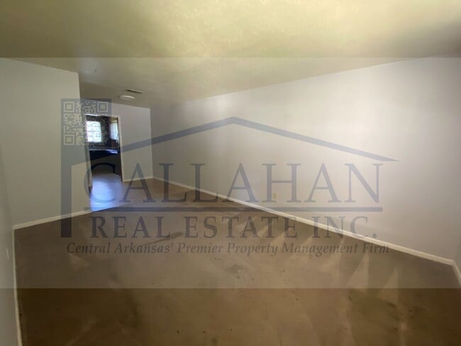 Building Photo - 8211 Woodview Dr N
