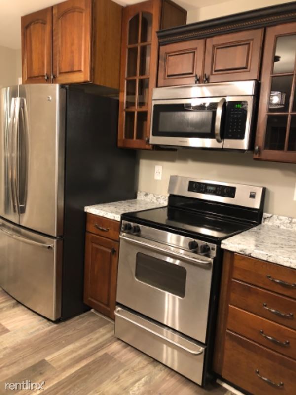Building Photo - 3 br, 2 bath Townhome - 1277 Barnes Road