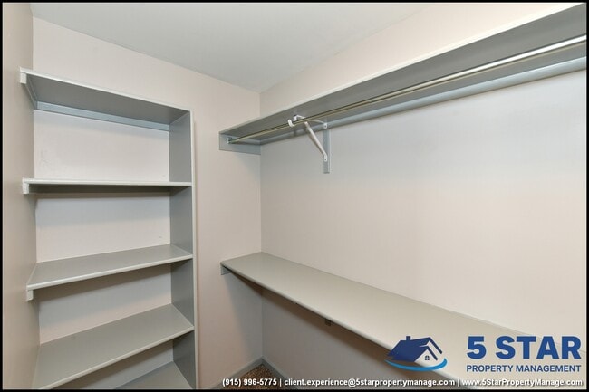 Building Photo - 13744 Flora Vista Ave