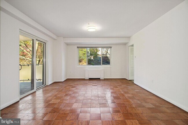 Building Photo - 4201 Cathedral Ave NW