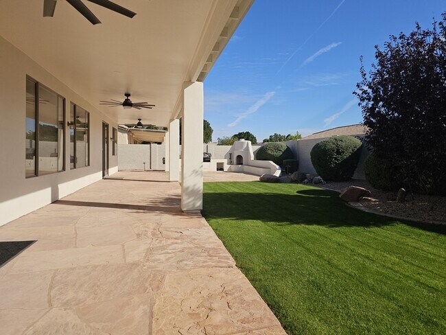 Building Photo - 1701 E Kramer St