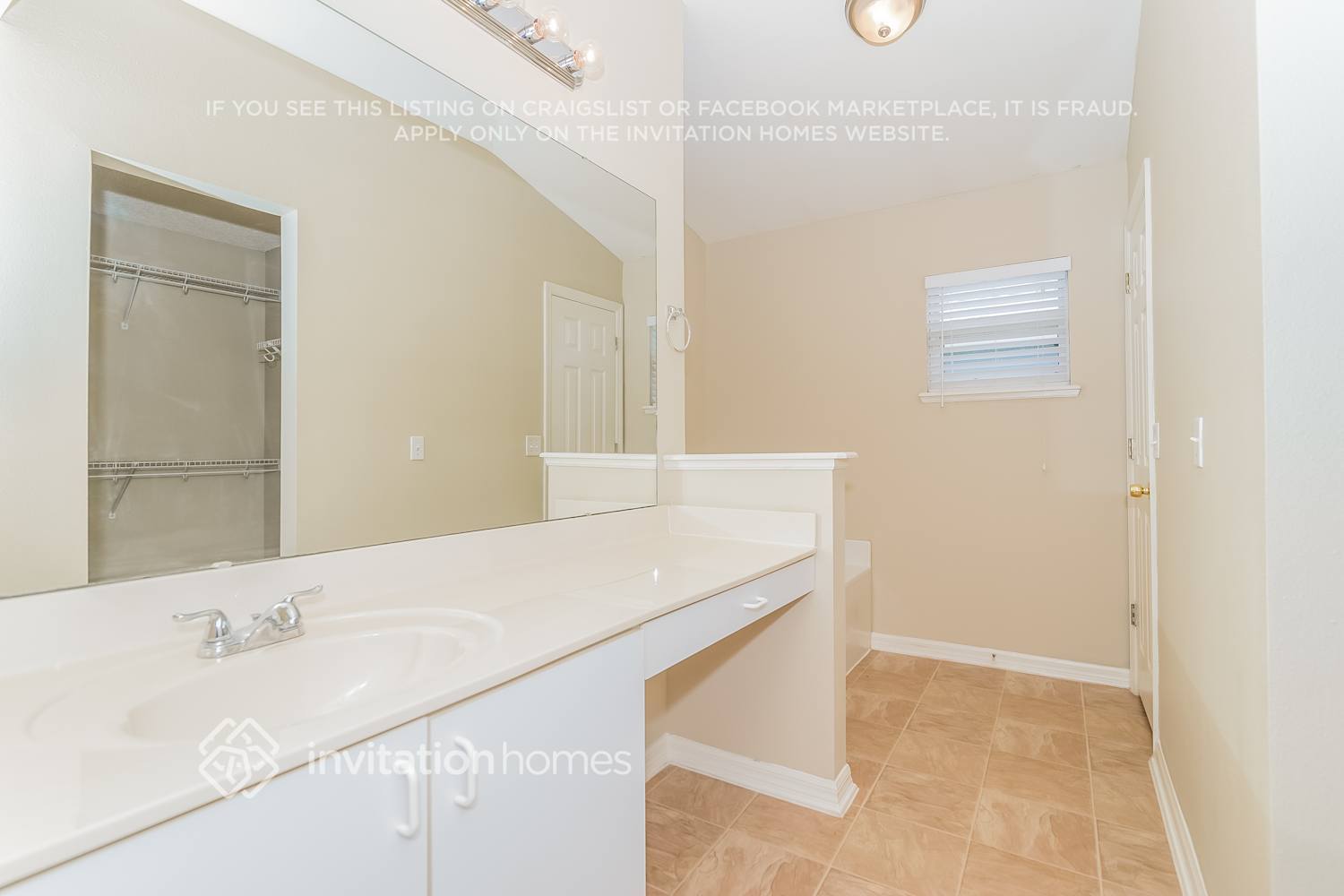 Building Photo - 7378 Overland Park Blvd