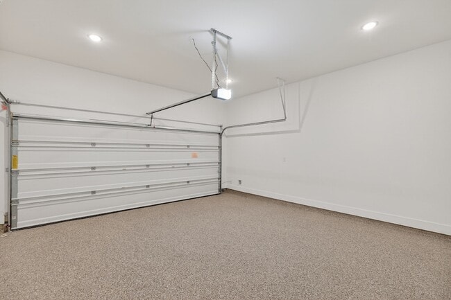 Building Photo - 648 Crested Duck Ct