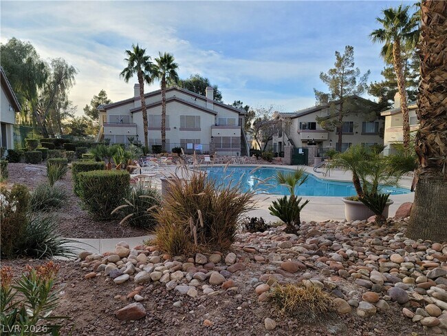 Building Photo - 5710 E Tropicana Ave