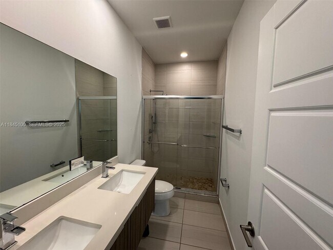 Building Photo - 10461 NW 82nd St